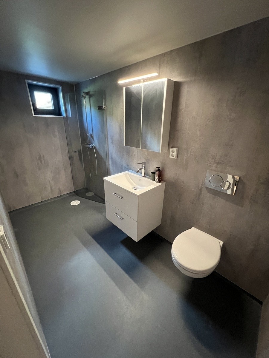 Romslig bad Galleribilde