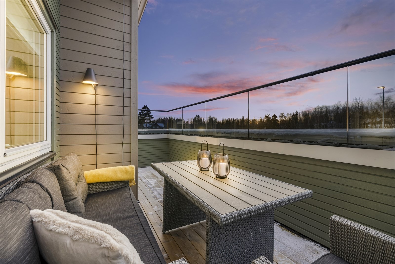 Dette er en lys og luftig selveierleilighet med ett soverom. Byggeår er 2023 og leiligheten har en god og moderne standard. Galleribilde