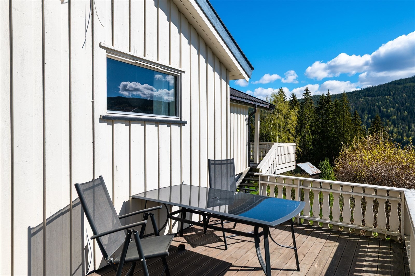 Hyggelig uteplass. Galleribilde