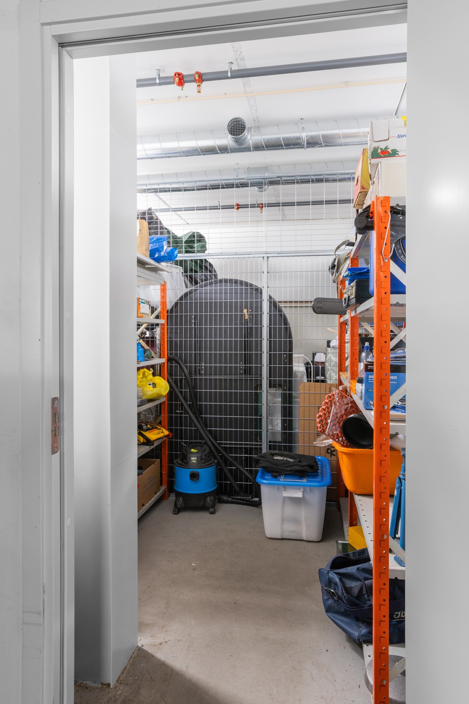 I kjeller er det også en sportsbod på 5kvm. Galleribilde