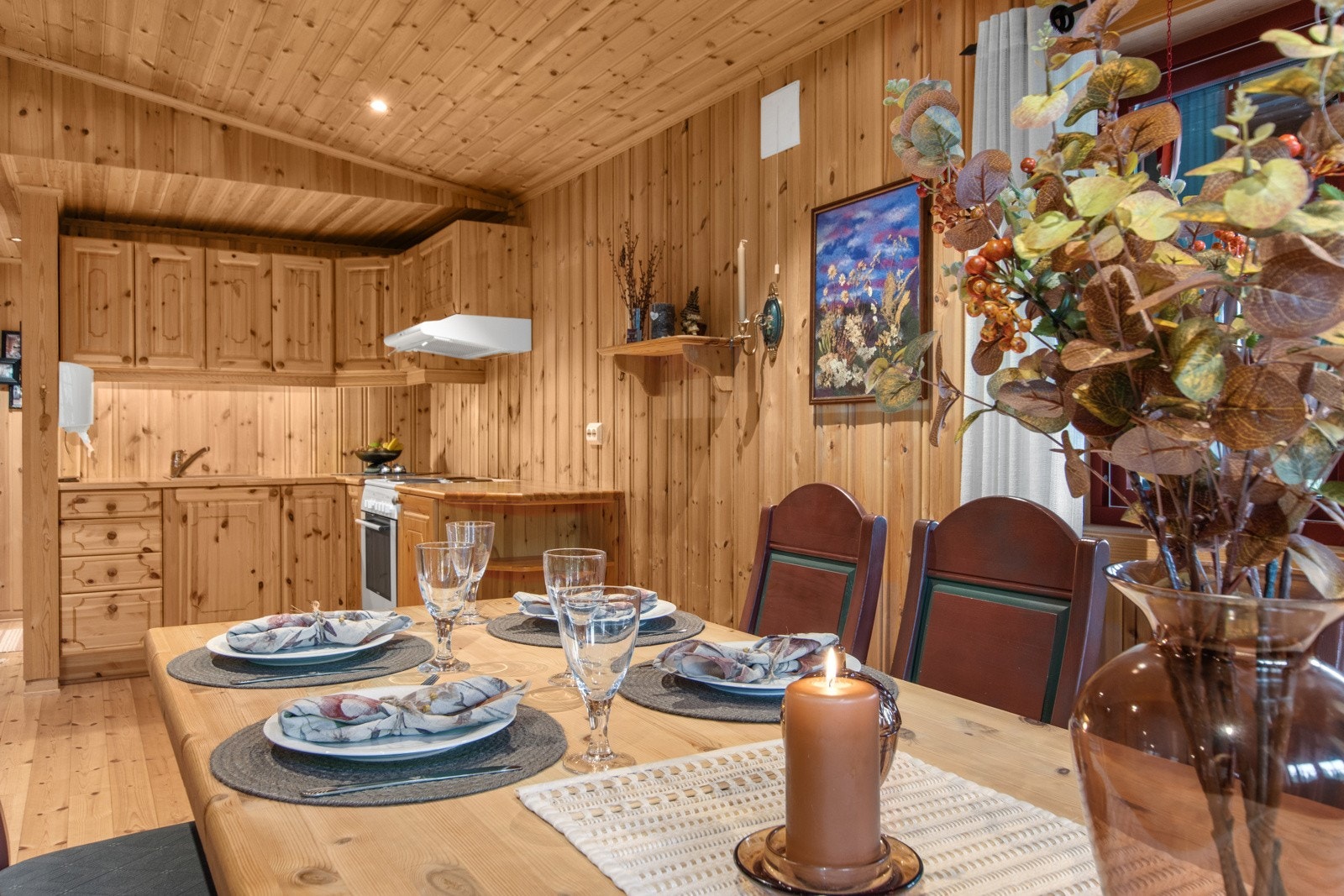 Hyggelig spisestue/stue med utgang til terrasse Galleribilde