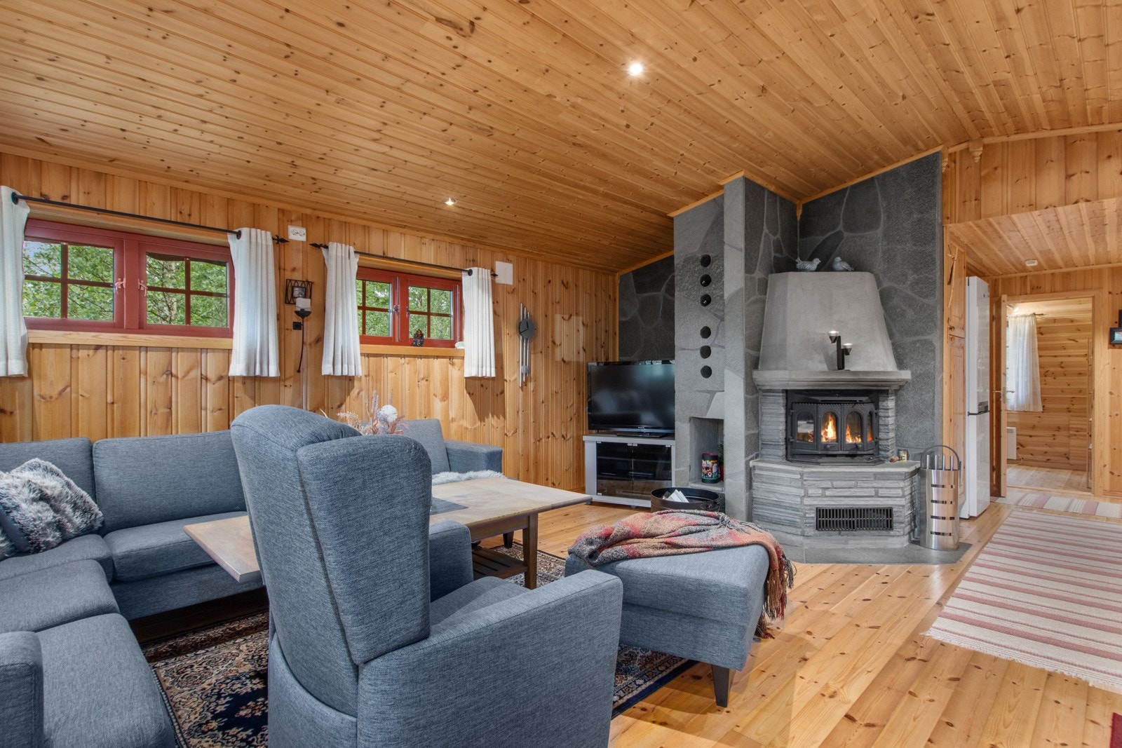 Godt skjermet beliggenhet med god avstand til naboer. Galleribilde