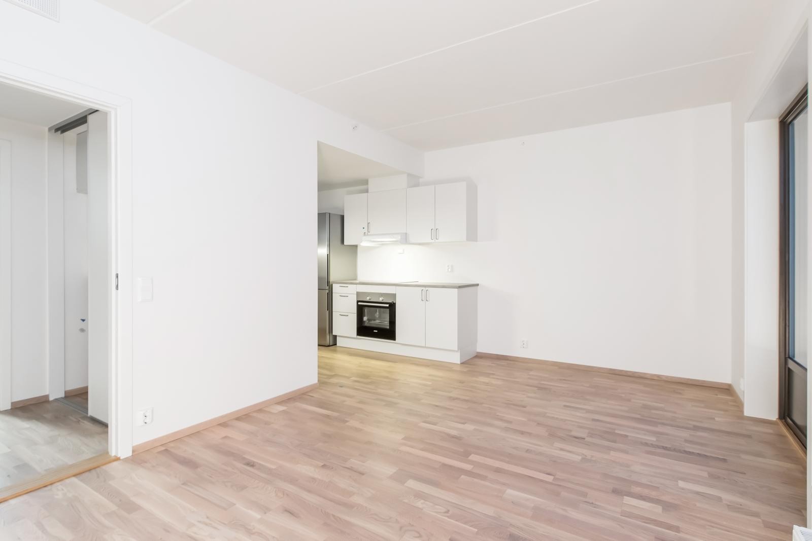 Stue med utgang til balkong. Galleribilde