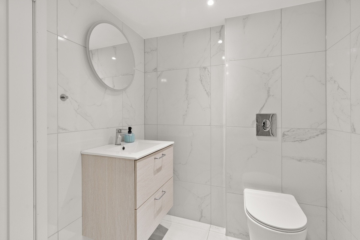 Badet i underetasje Galleribilde