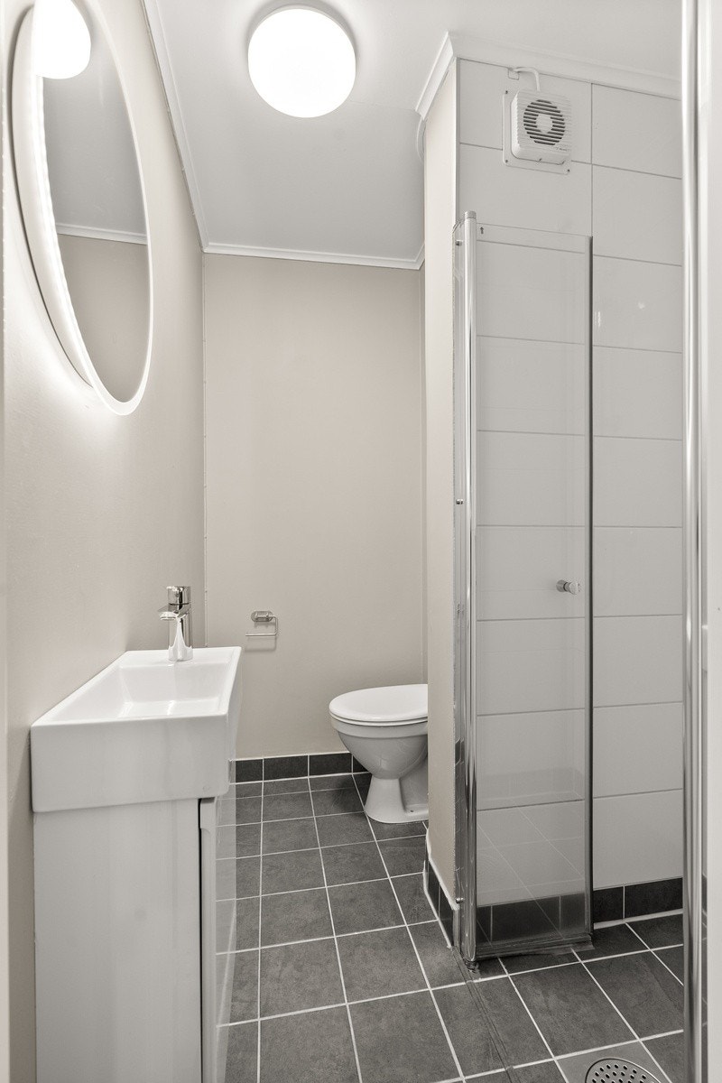 Bad i 1. etasje Galleribilde