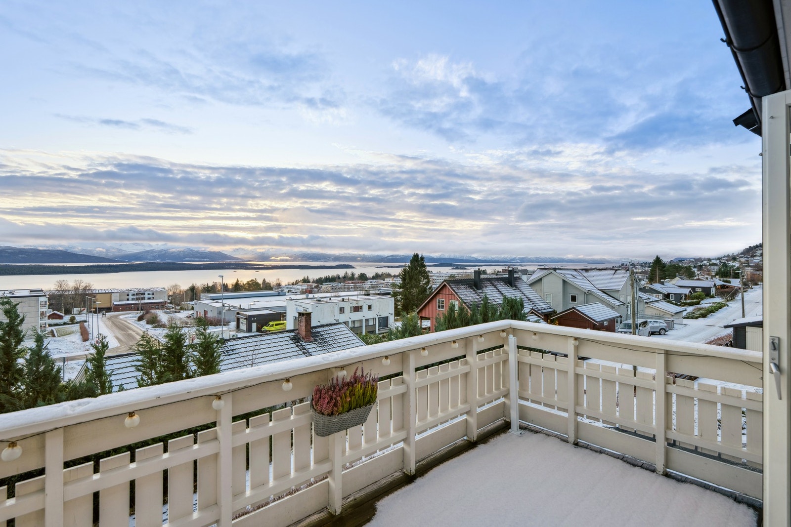 Utsikt mot vest Galleribilde