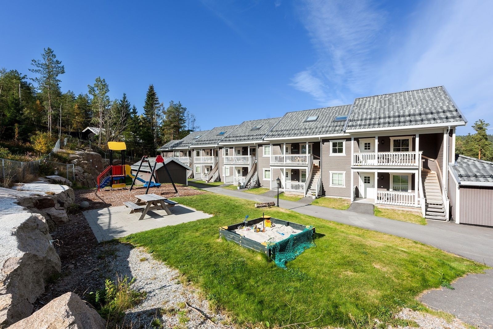 Flere barnehager og skoler i nærheten som gjør hverdagen praktisk. Galleribilde