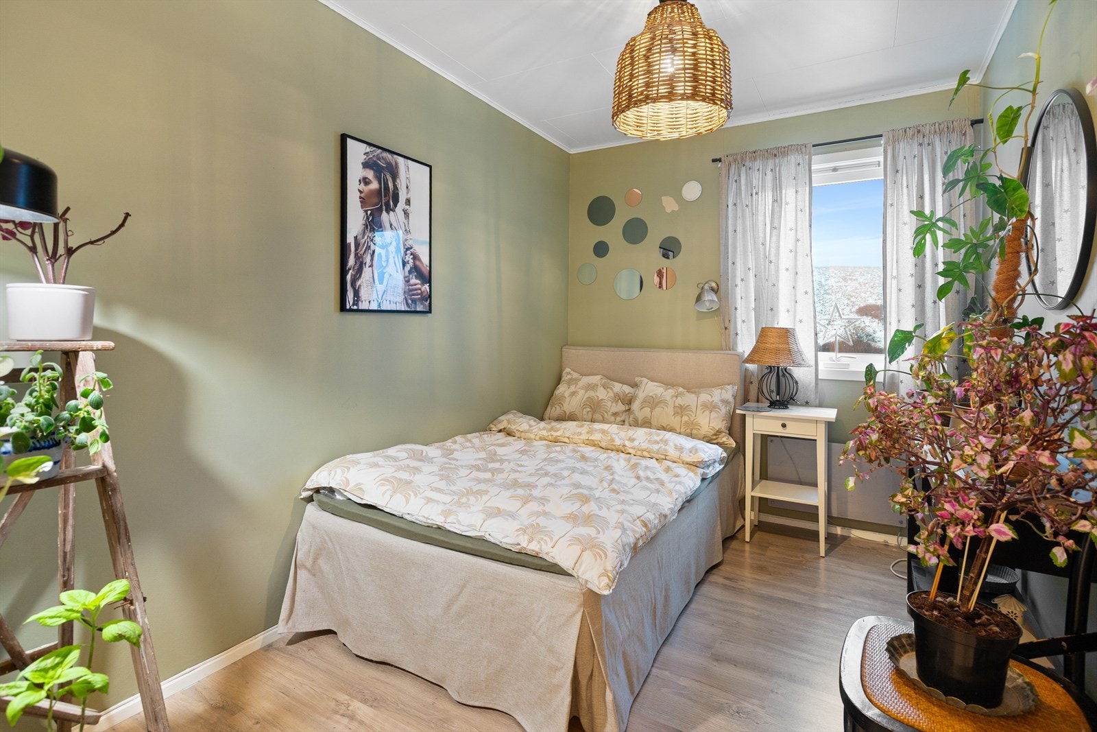 Det tredje soverommet kan fint fungere som barne-, gjesterom, kontor eller lignende. Galleribilde