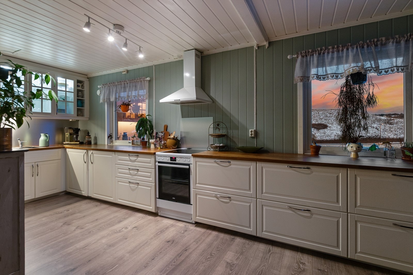 Kveldsstemning. Galleribilde