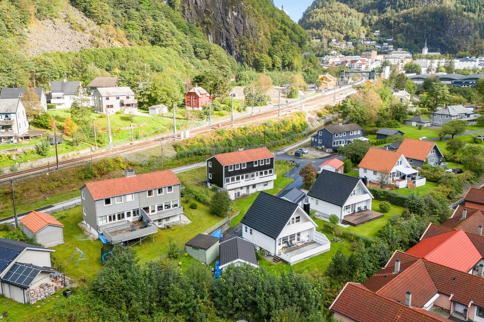 Aktiv Eiendomsmegling v/ Jørn Tage Hereide har gleden av å presentere Kalvekroken 12C. Galleribilde