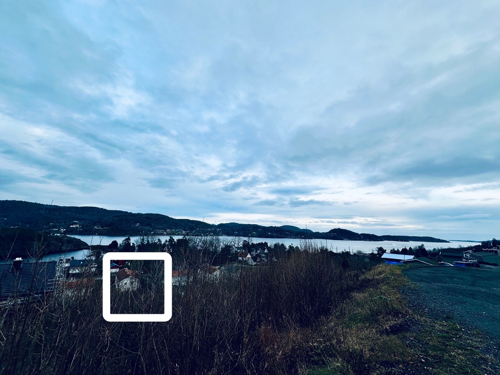 Bo i hyggelig og veletablert boligområdet på Skjelsvik - mellom Brattås og Heistad Galleribilde