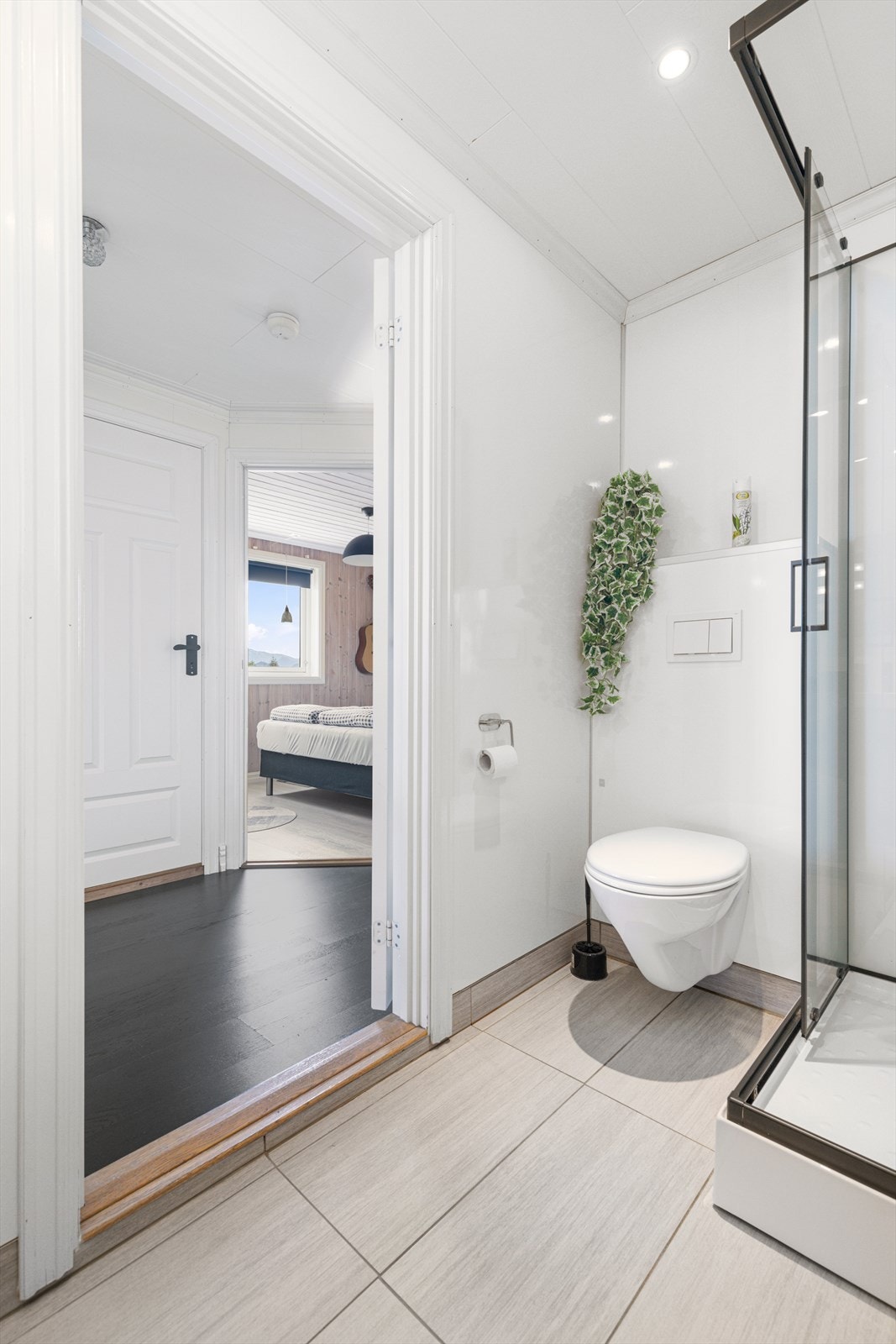 Bad med elektriske varmekabler Galleribilde