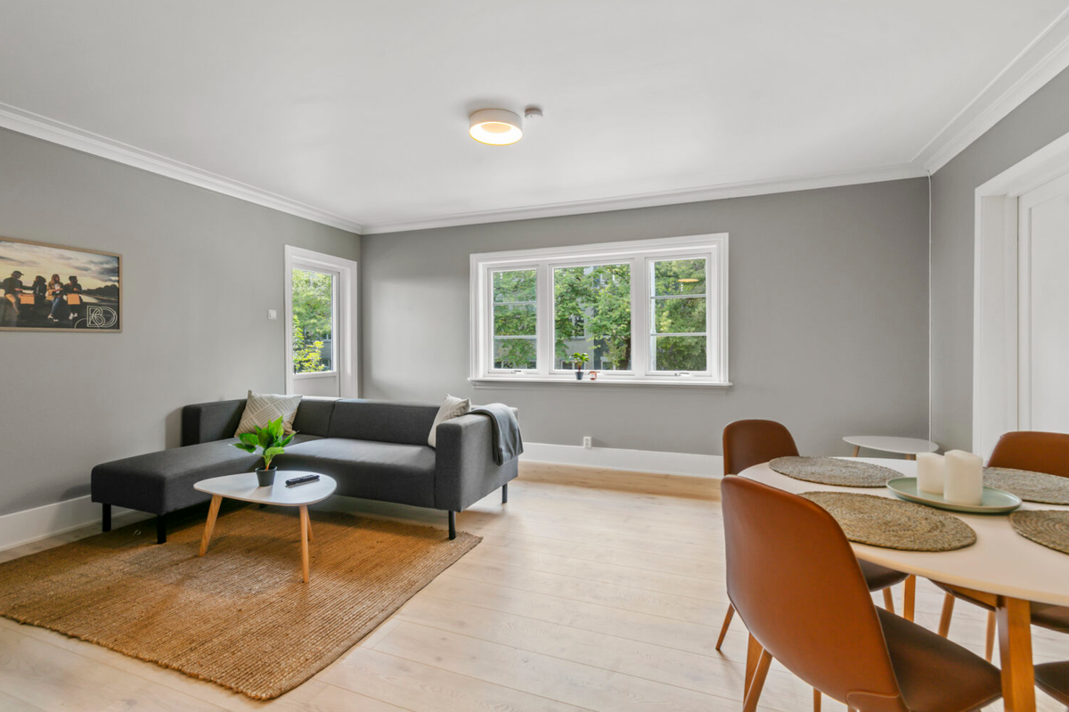 Leiligheten er møblert i fellesareal. Enkelte rom er møblert, spør oss. Galleribilde