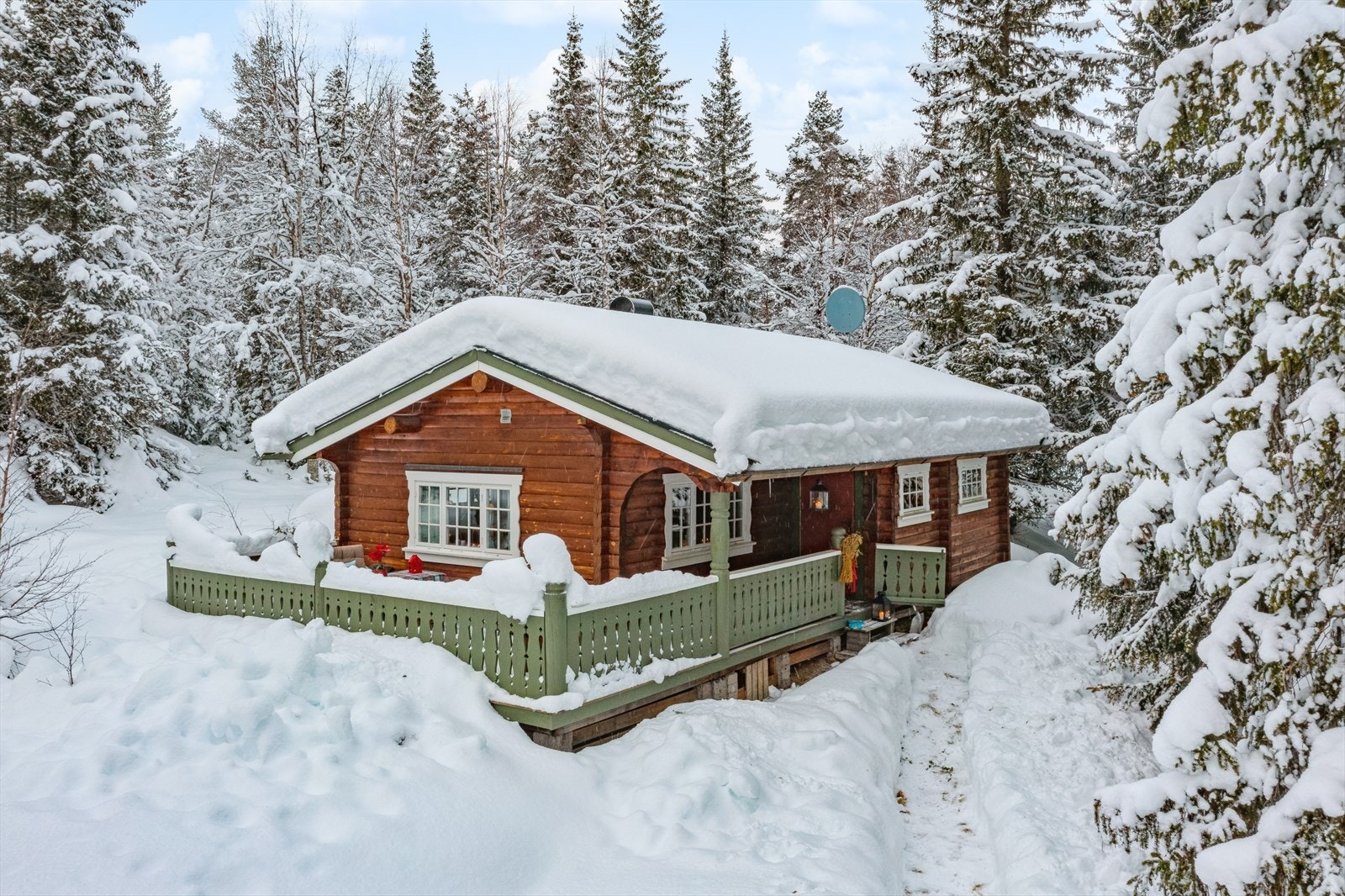 Stor terrasse, privat og usjenert. Galleribilde