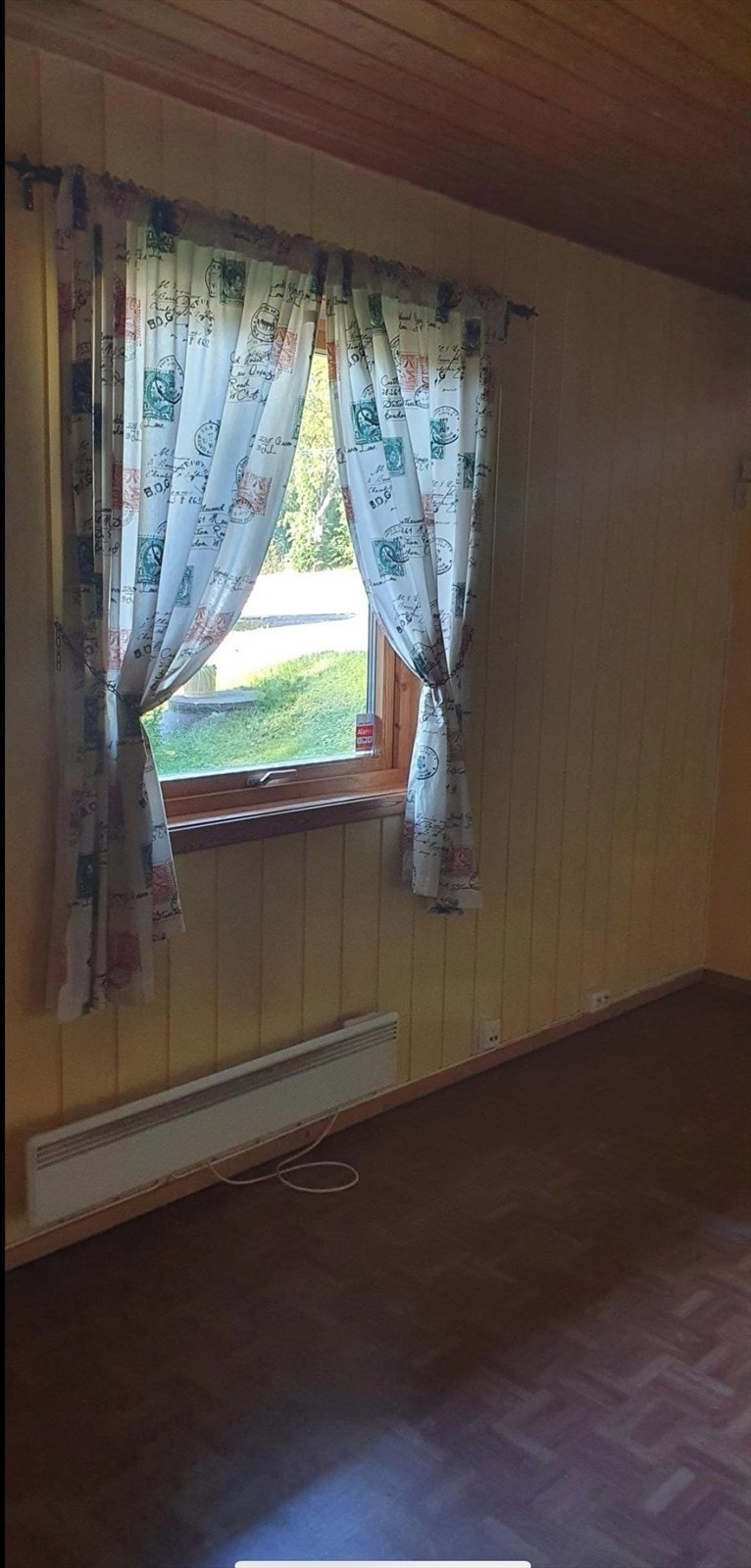 Stort soverom i underetasjen. Galleribilde