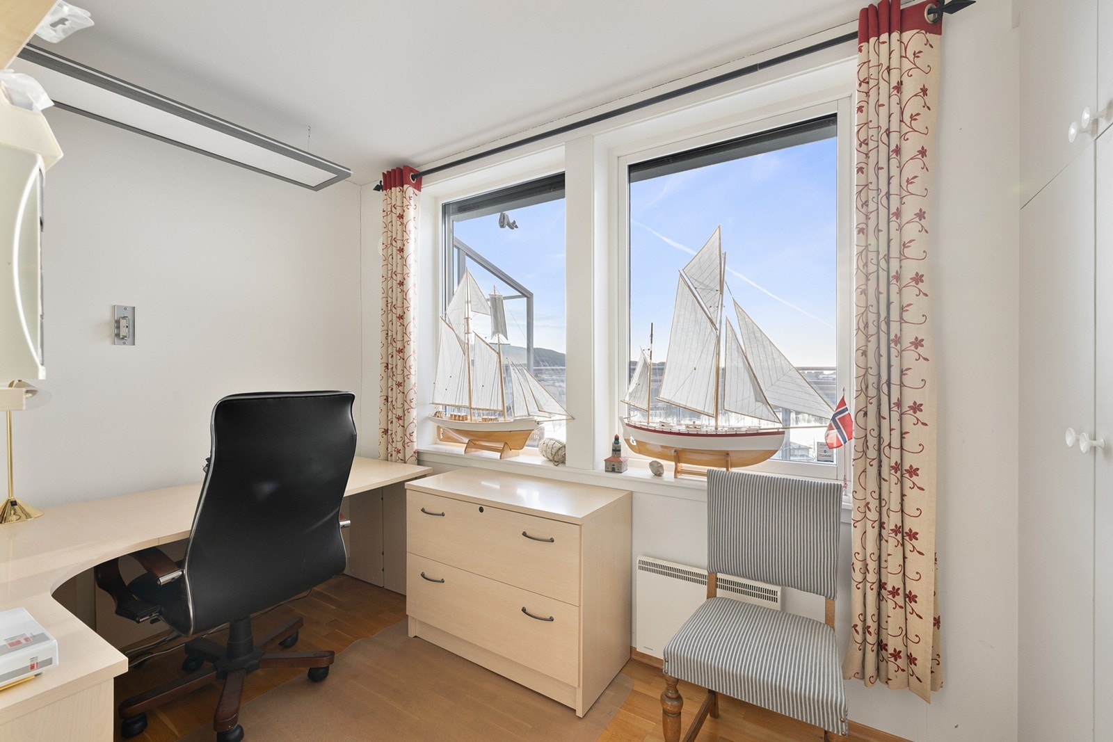 Soverom 3 - Ideelle både som barnerom, gjesterom eller arbeidsrom. Galleribilde