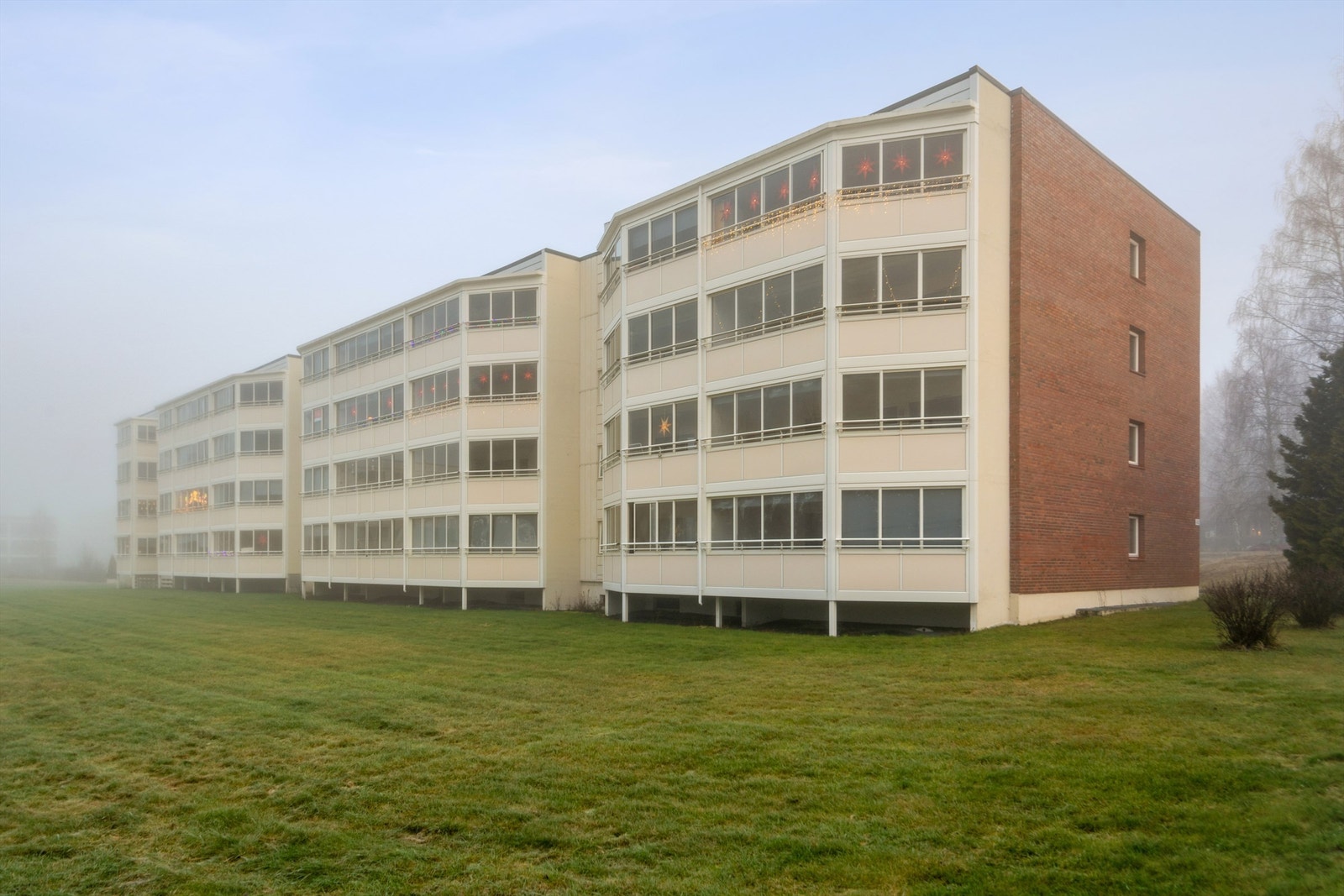 Leiligheten ligger i et veldrevet borettslag med heis og en god vedlikeholdshistorikk. Galleribilde