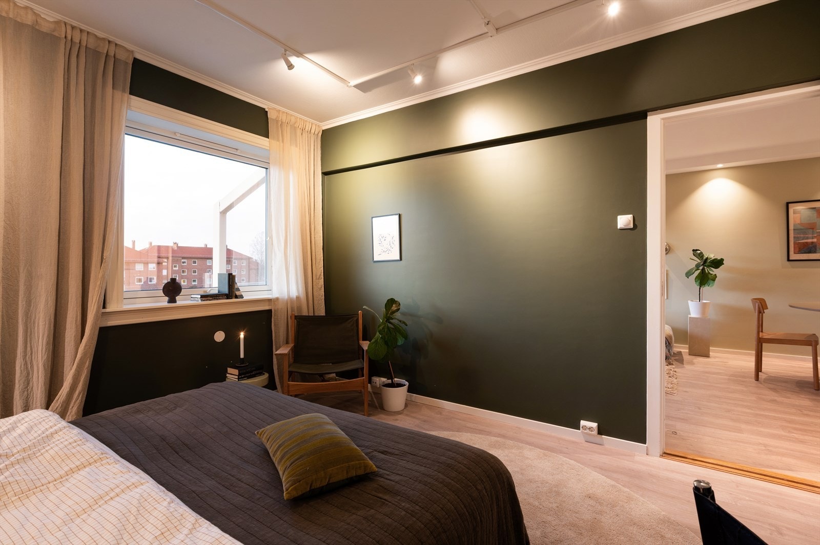 Her har man også gode muligheter for garderobeløsning. Galleribilde