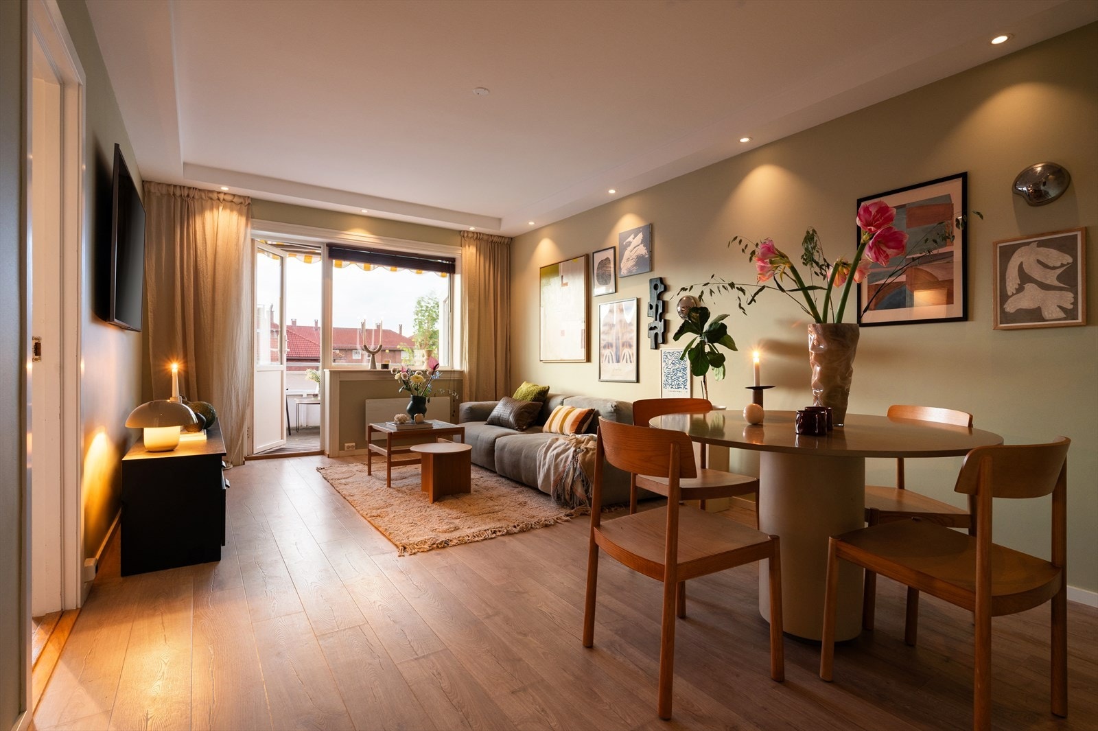 Velkommen til Etterstadsletta 61A - Presentert av Joakim Hjelm v/Nordvik bolig. Foto: Peter Futo. Galleribilde