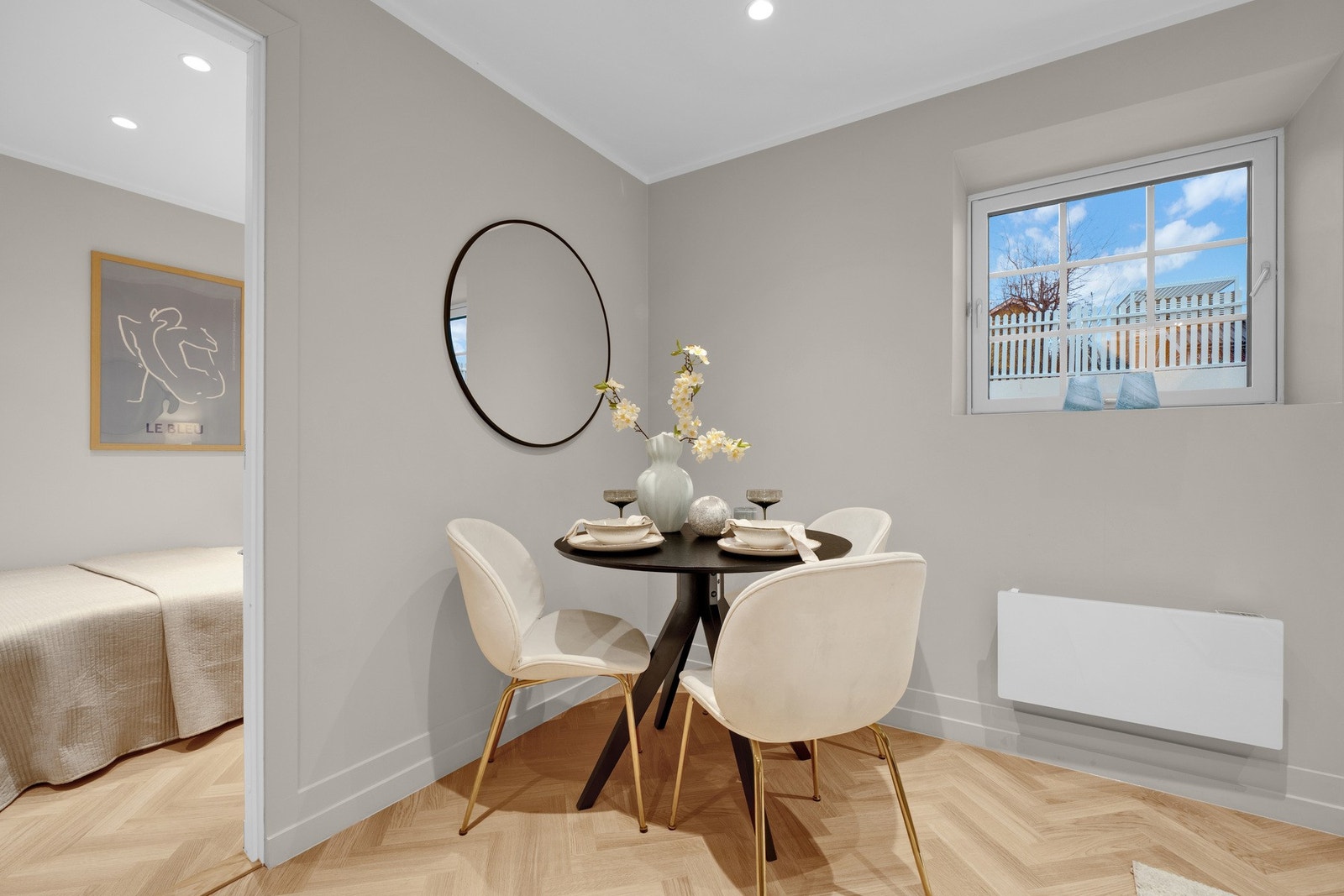 Hybel - Spisesone. Galleribilde