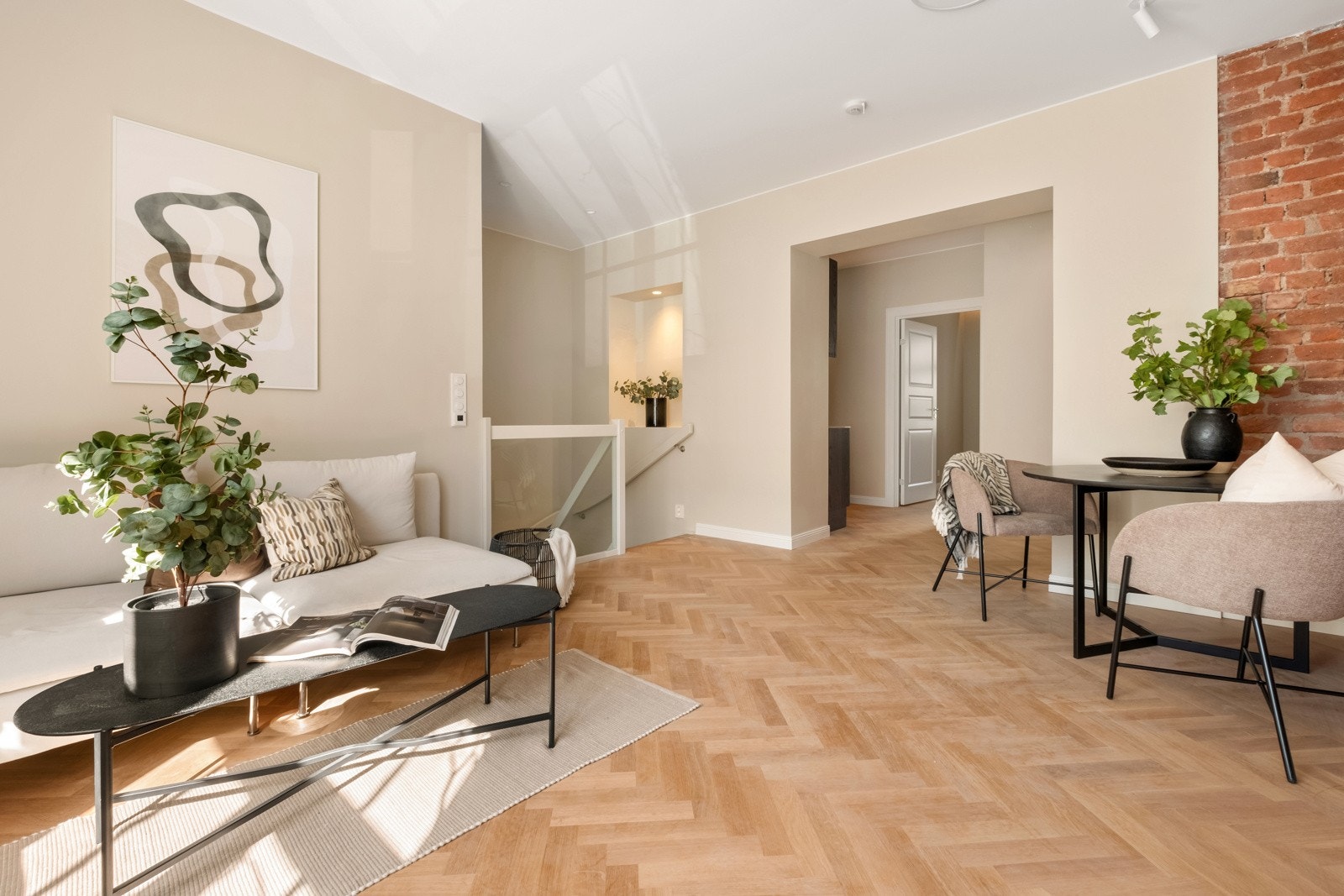 Velkommen til Erling Skakkes gate 54!. Leiligheten går over to etasjer. Galleribilde