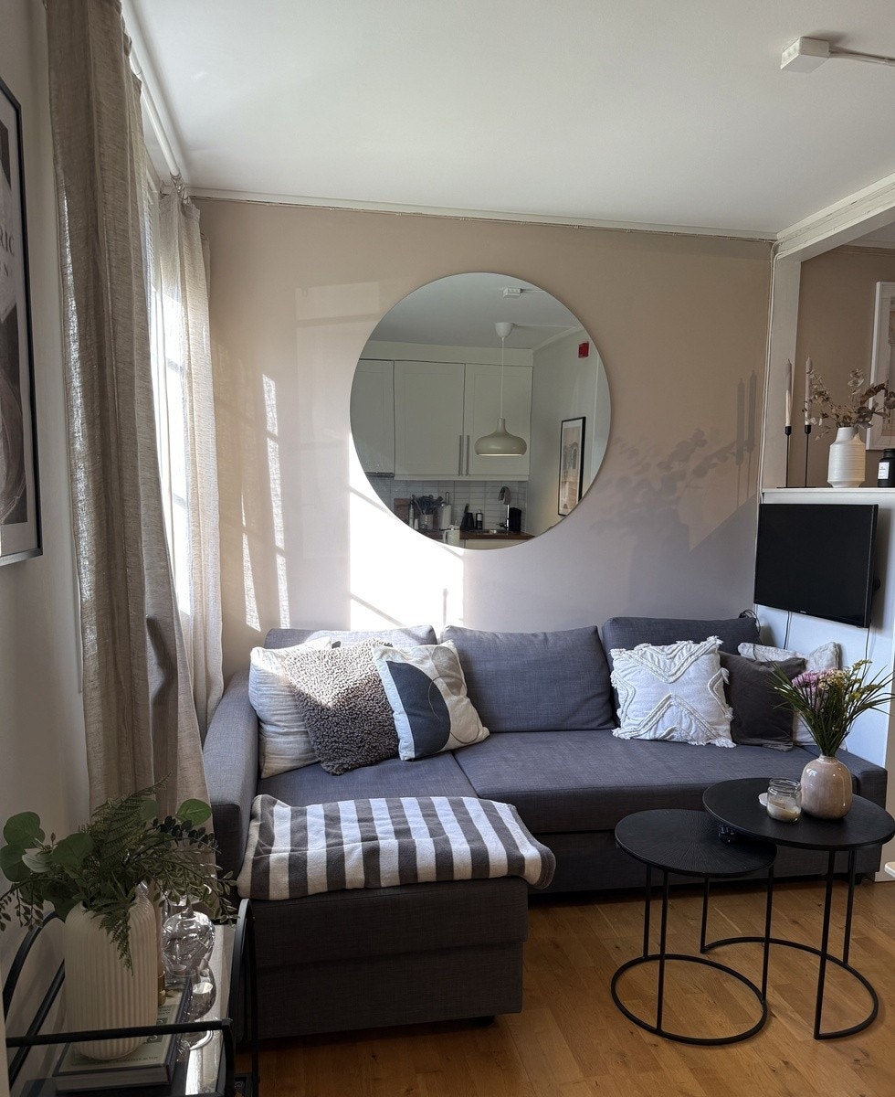 Sovesofa for ekstra soveplass Galleribilde