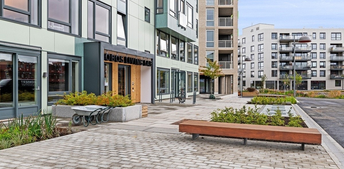 Fasade - hovedinngang Galleribilde