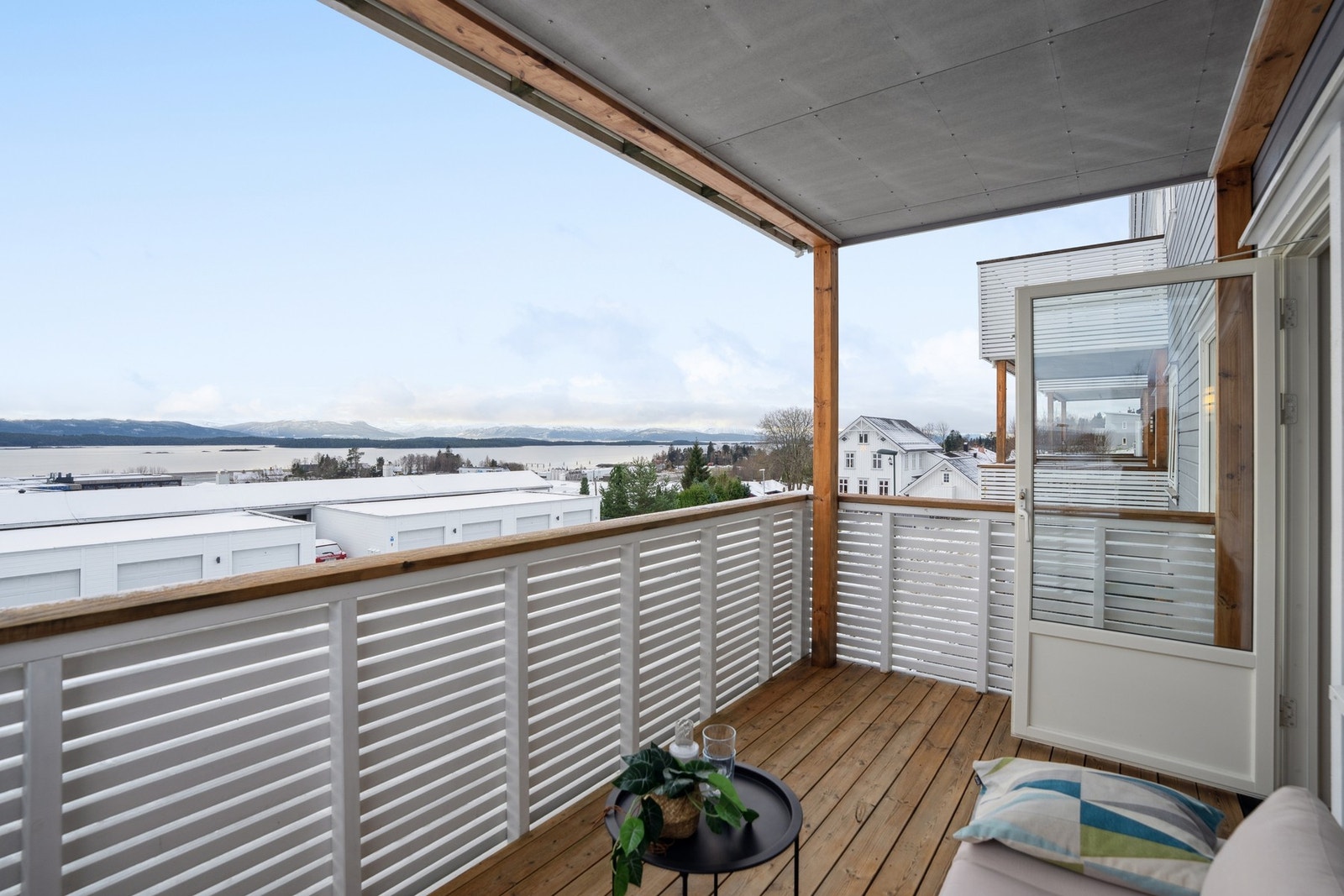 Utsikt mot sydvest Galleribilde