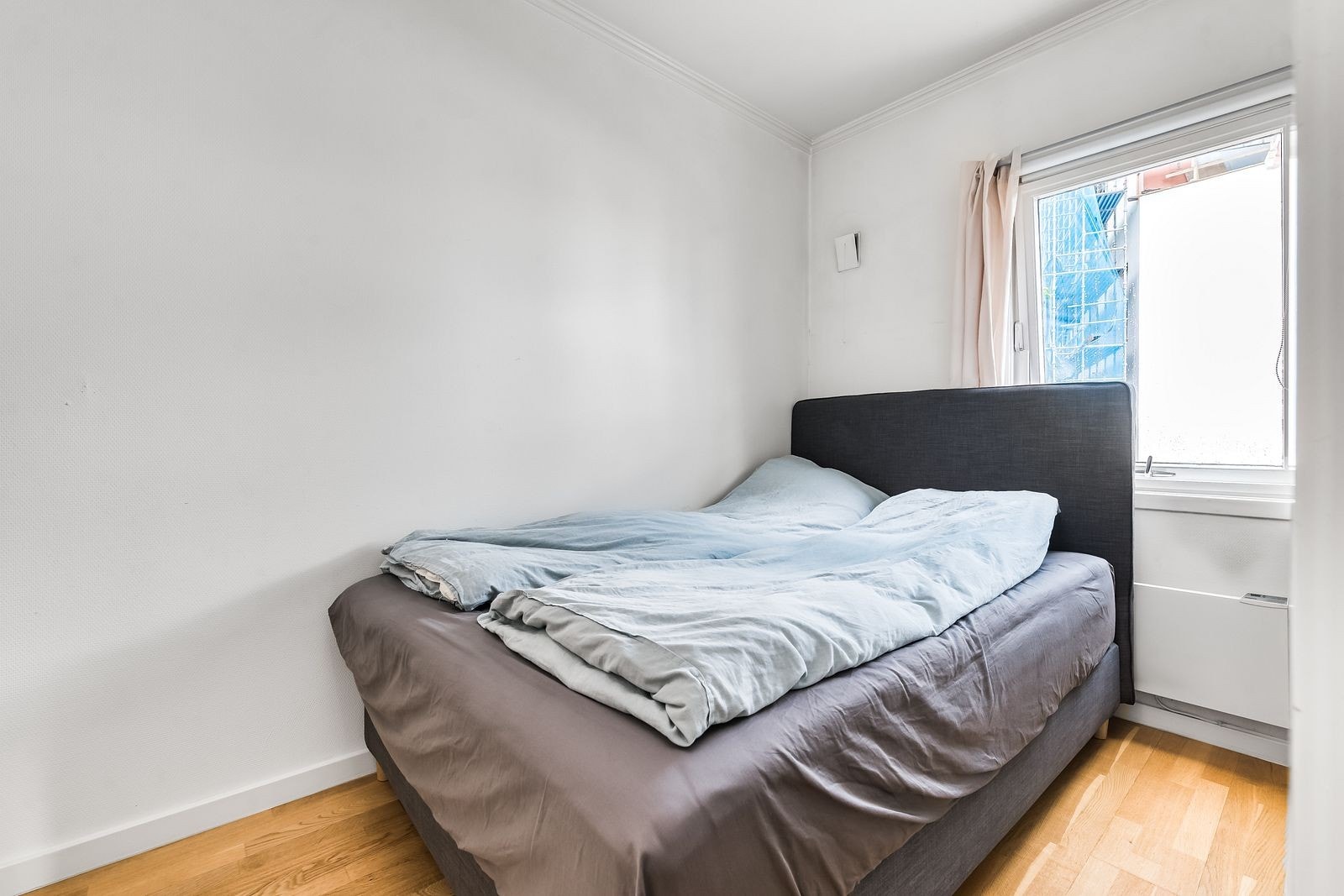 Soverommet har god plass til stor seng. Galleribilde