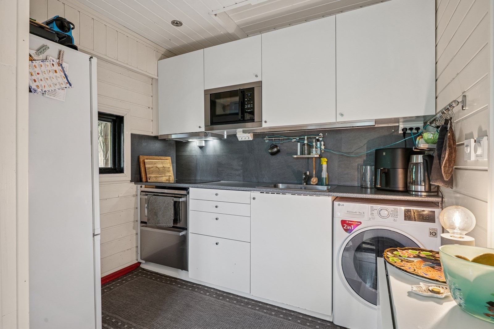 Anneks:: Kjøkkendel i anneks. (Ikke godkjent) Galleribilde