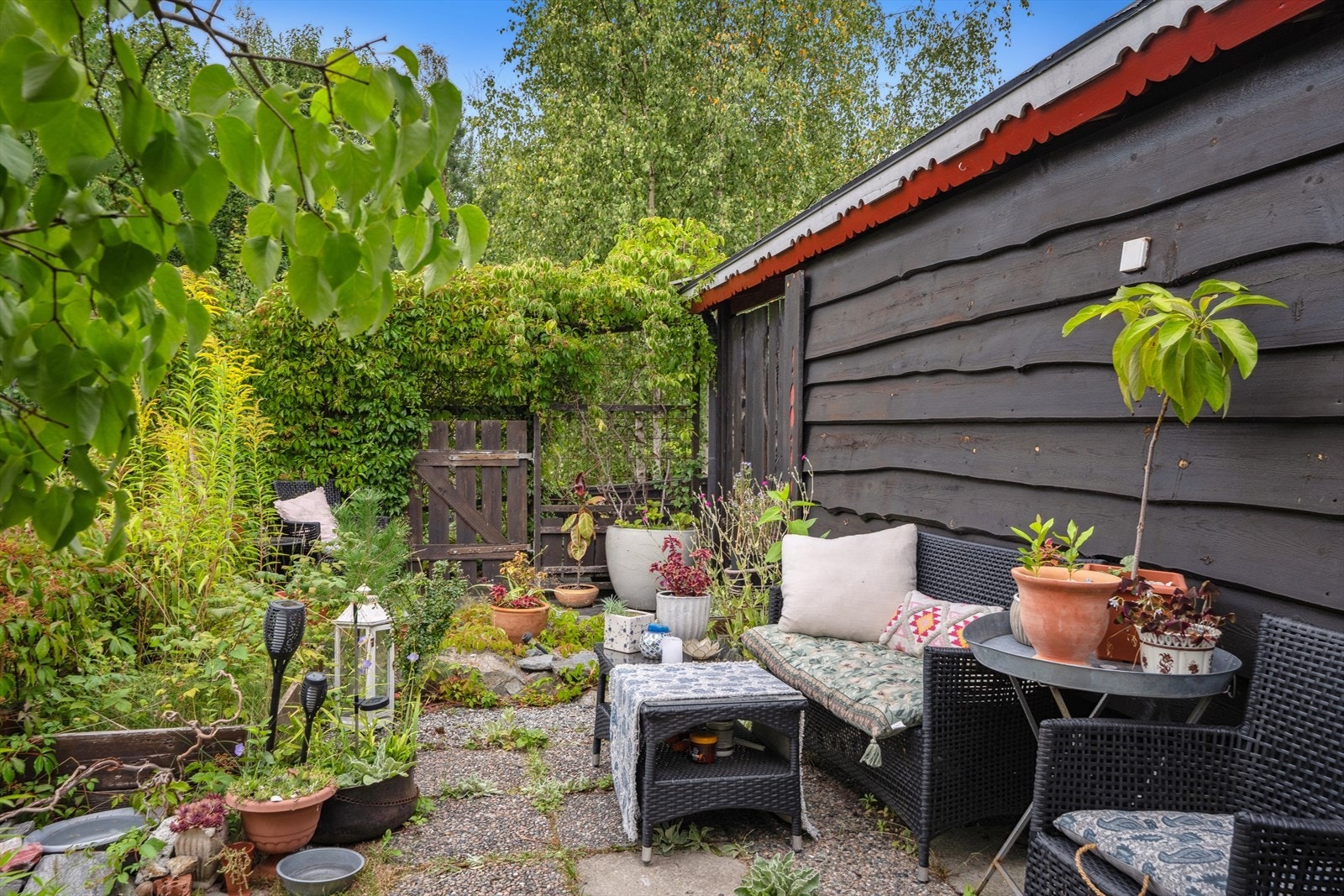 Baksiden til boligens utleiedel. Galleribilde