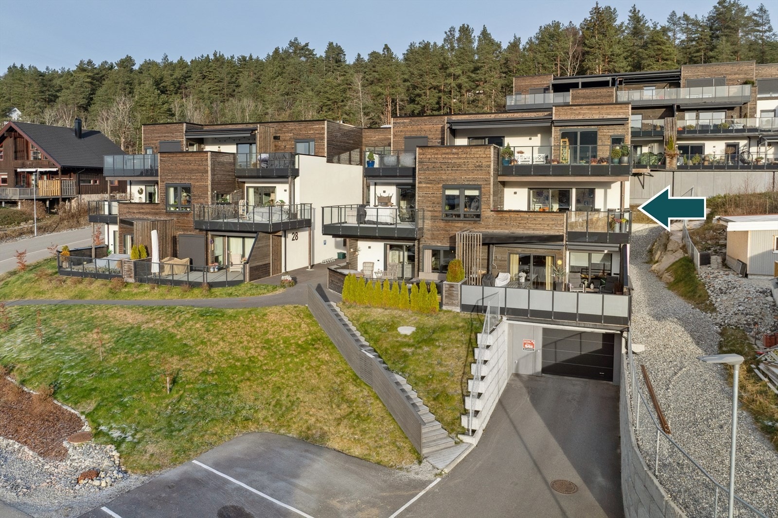 Det medfølger en garasjeplass i felles garasjekjeller. Galleribilde