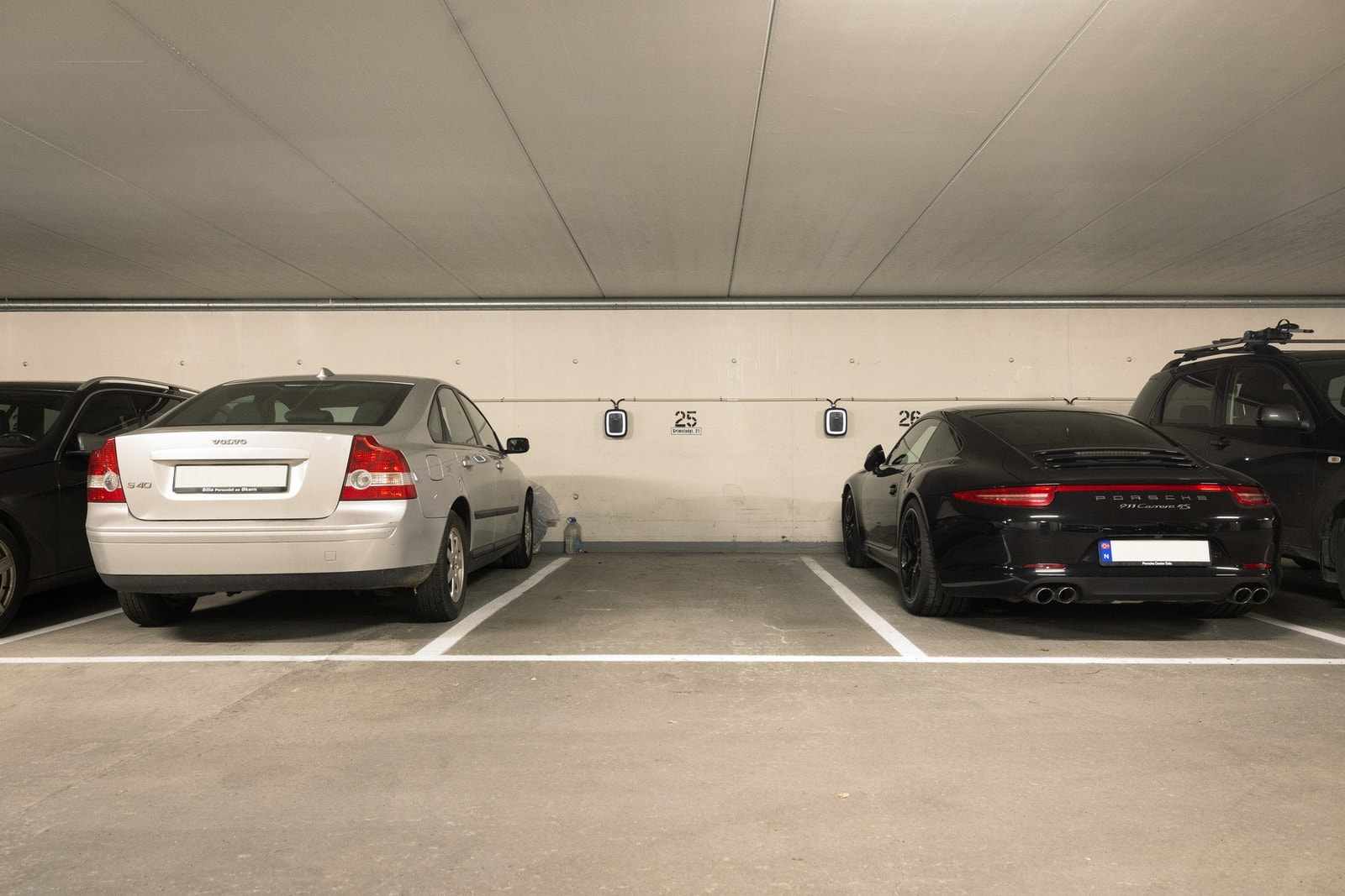 Leiligheten har bruksrett på garasjeplass nr 25. Galleribilde