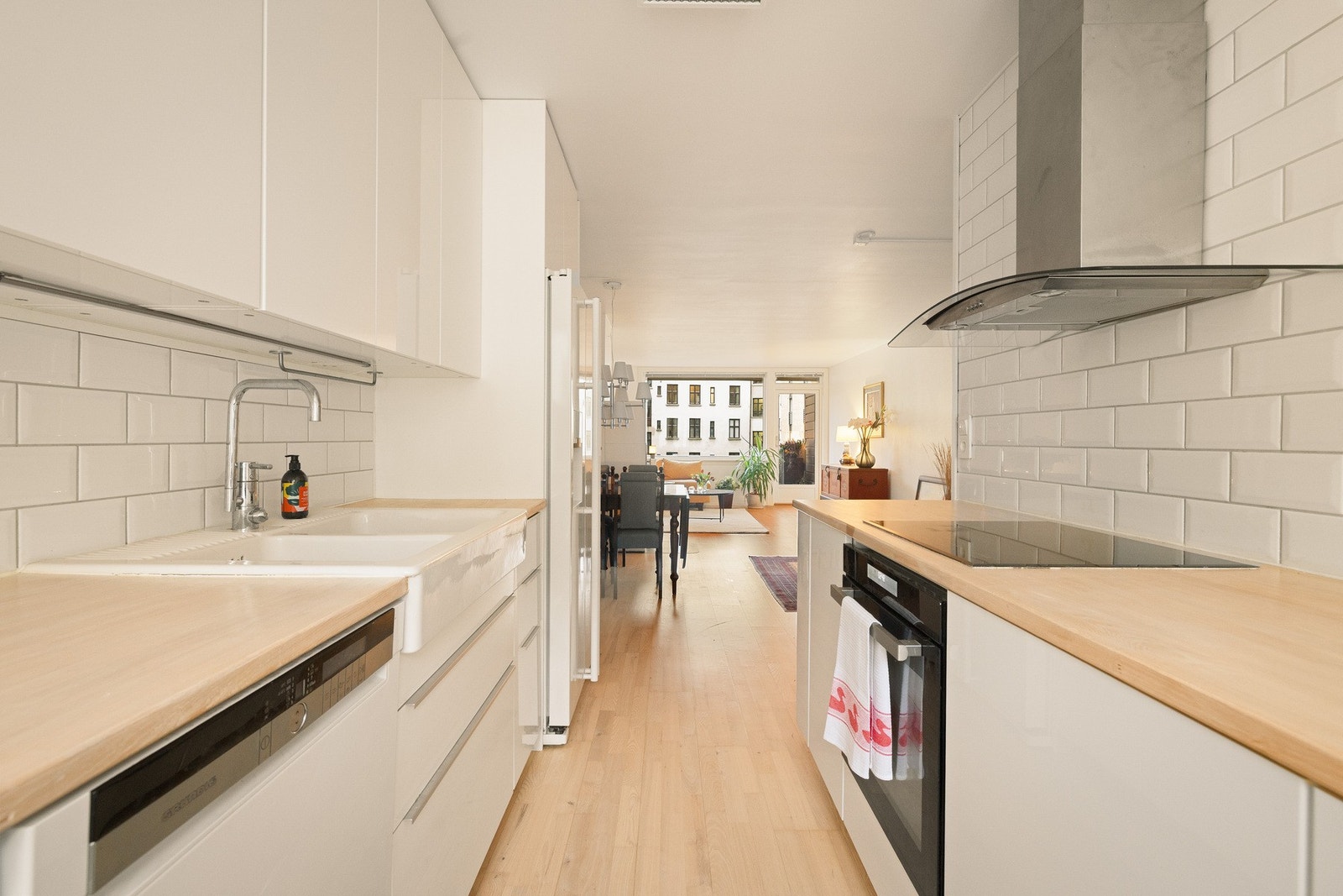 Hvitevarene medfølger leiligheten ved salg! Koketoppen er induksjon. Galleribilde