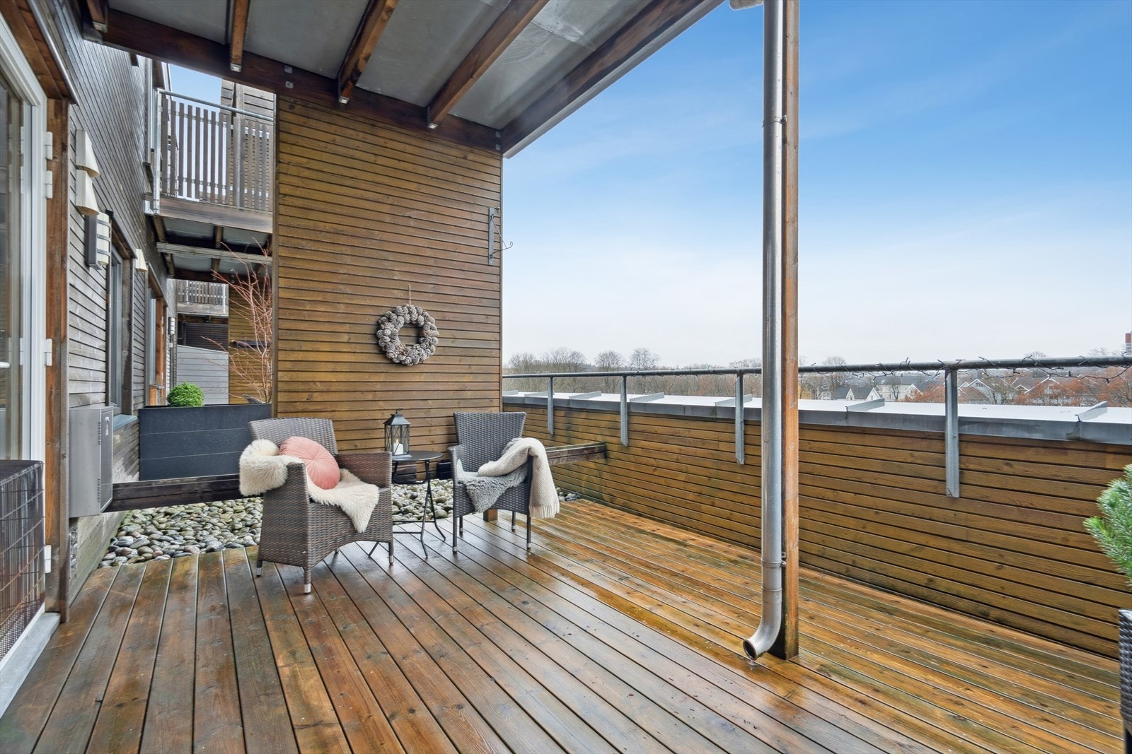 Her kan du nyte utsikten og virkelig få følelsen av å bo på toppen av byen. Galleribilde