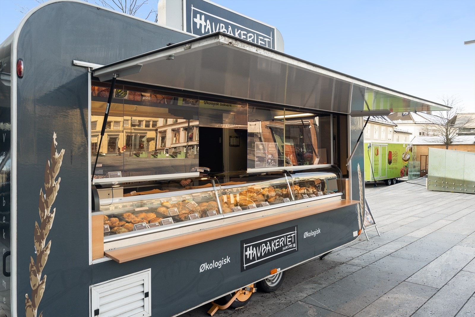 Gangavstand til dagsfersk bakverk til frokosten! Kan anbefales. Galleribilde