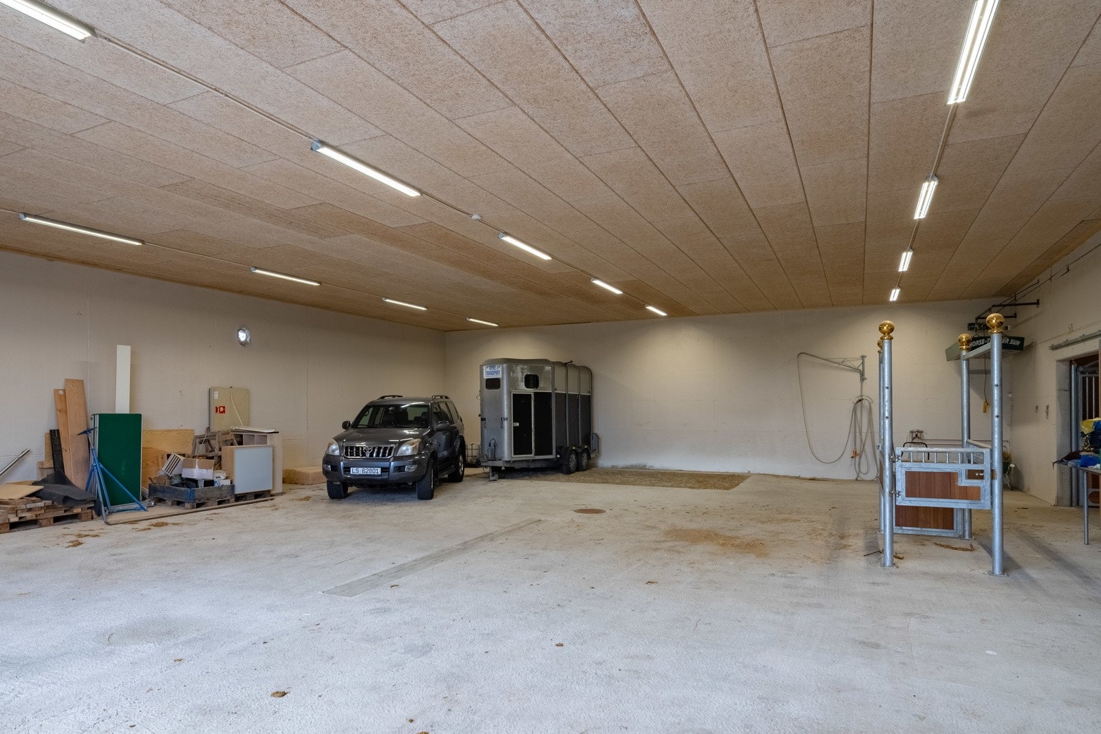 Nybygg - Hall / Lager med stor port Galleribilde