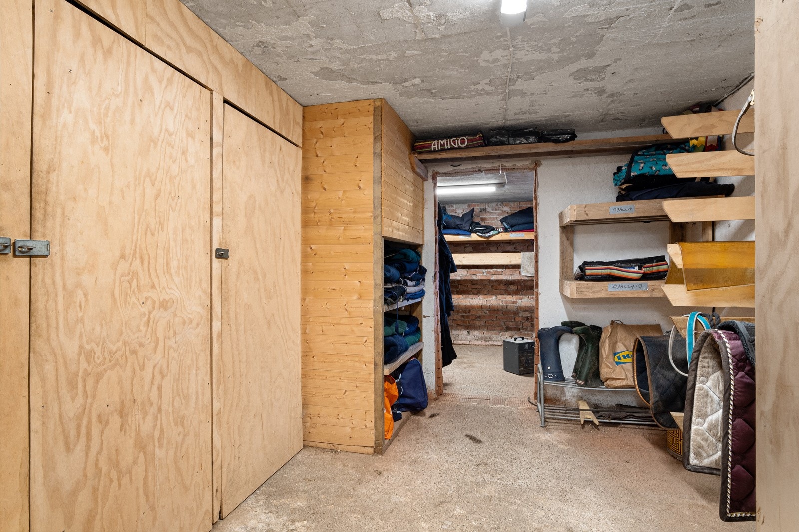 Driftsbygning - Sal- og tørkerom Galleribilde