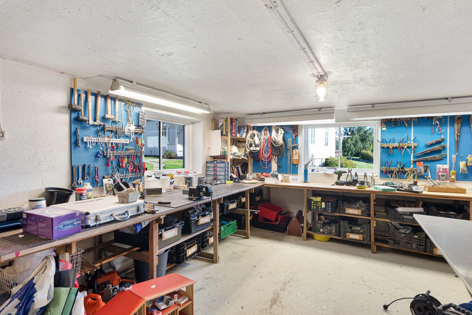 Verkstedrom i låven Galleribilde