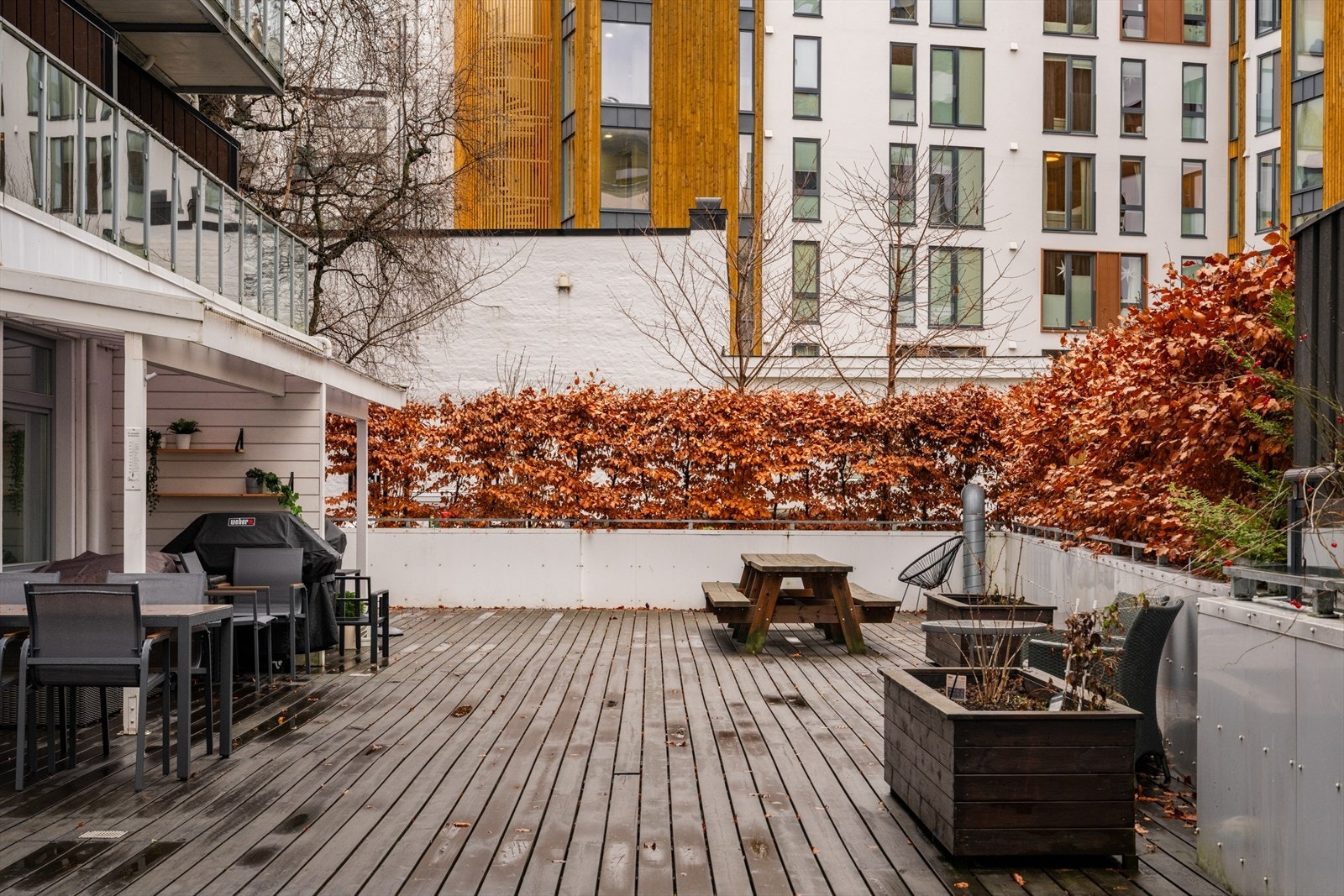 Sameiet byr på hyggelige fellesområder med sittegrupper. Galleribilde
