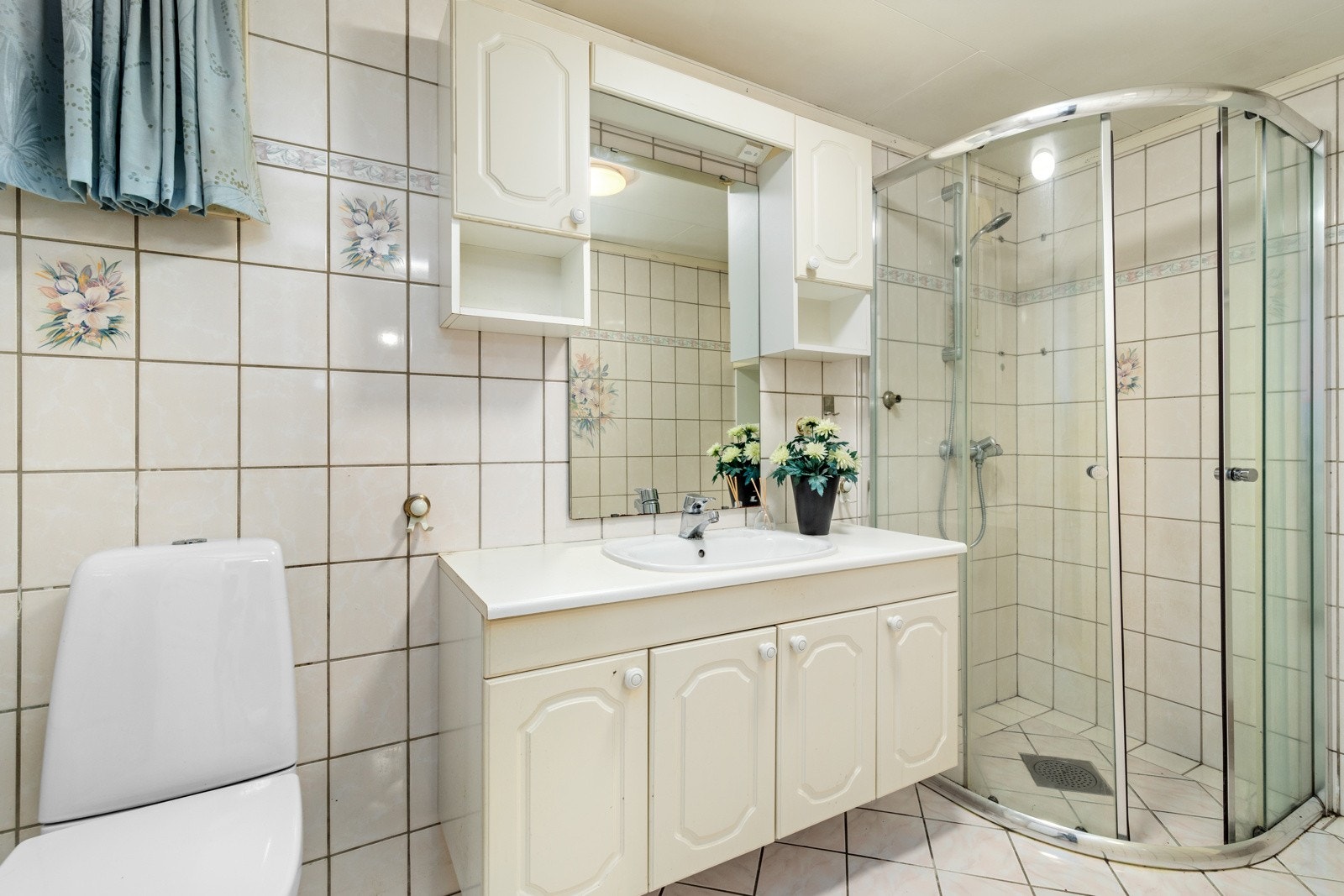 Badet i kjelleren har blit benyttet av leietaker i 1.etasje Galleribilde