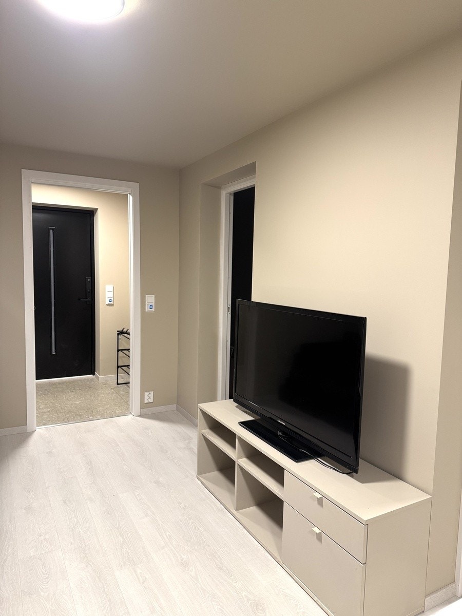 Oppholdsrom. tv inkludert i leien Galleribilde