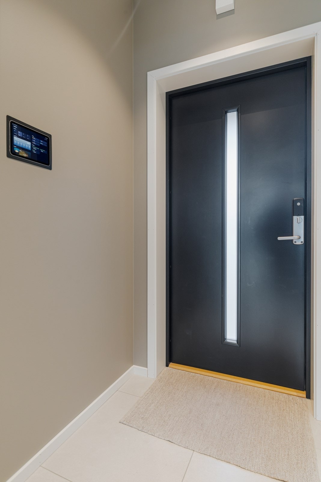 Her finner man også styringspanel til smarthusfunskjoner. Galleribilde