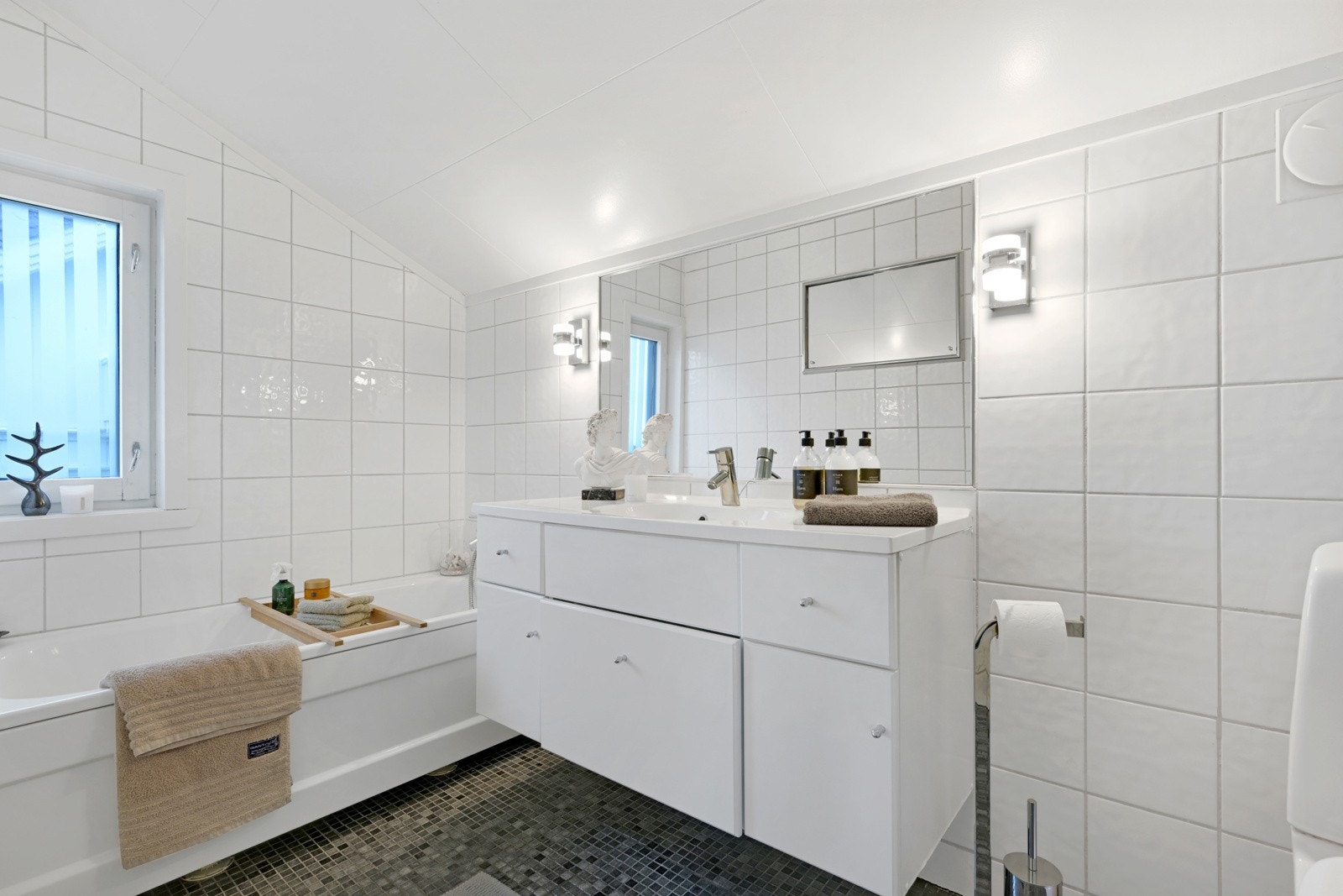 Bad 2. etasje Galleribilde