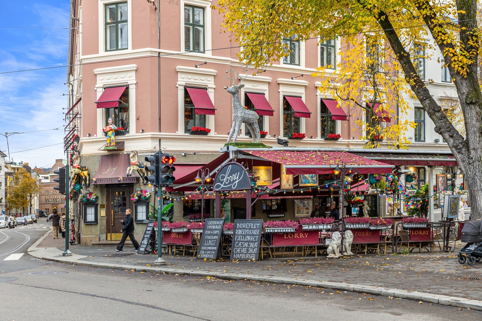 Kulturinstitusjonen Lorry er en av Oslos mest populære og mytomspunne restauranter Galleribilde