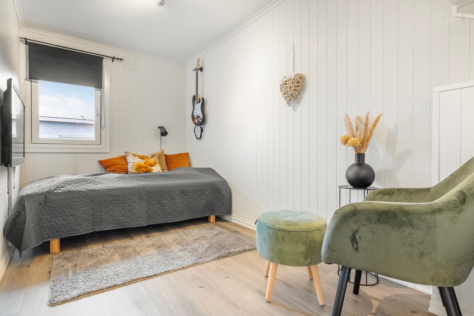 Her finnes 3 gode soverom på rekke og rad. Galleribilde