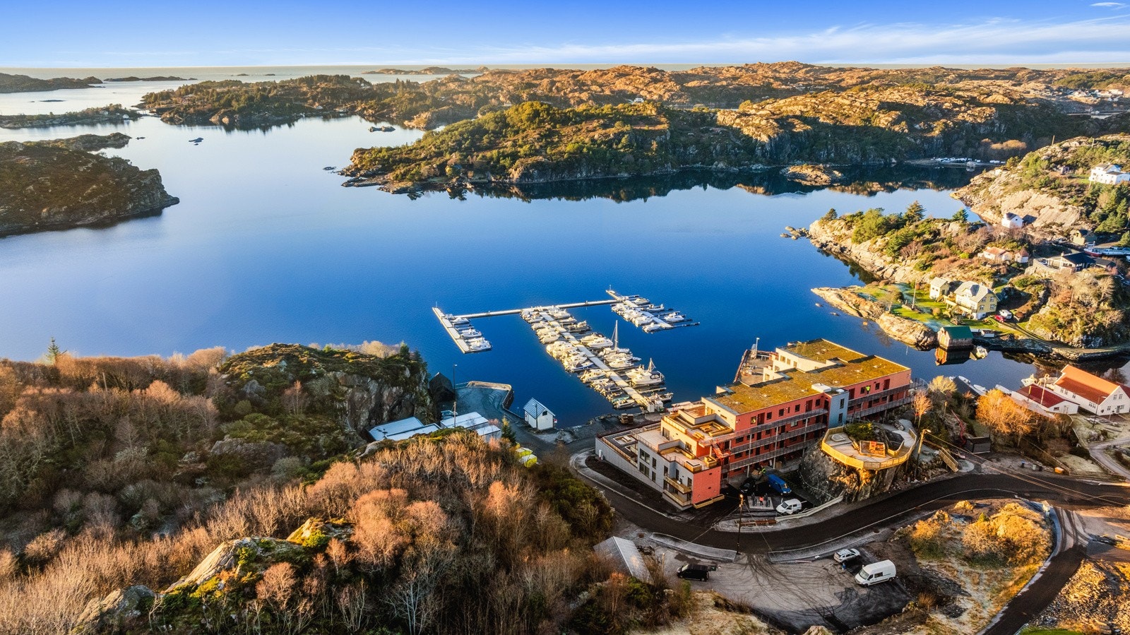 Havet byr på mange muligheter, blant annet kortreist middag! Galleribilde
