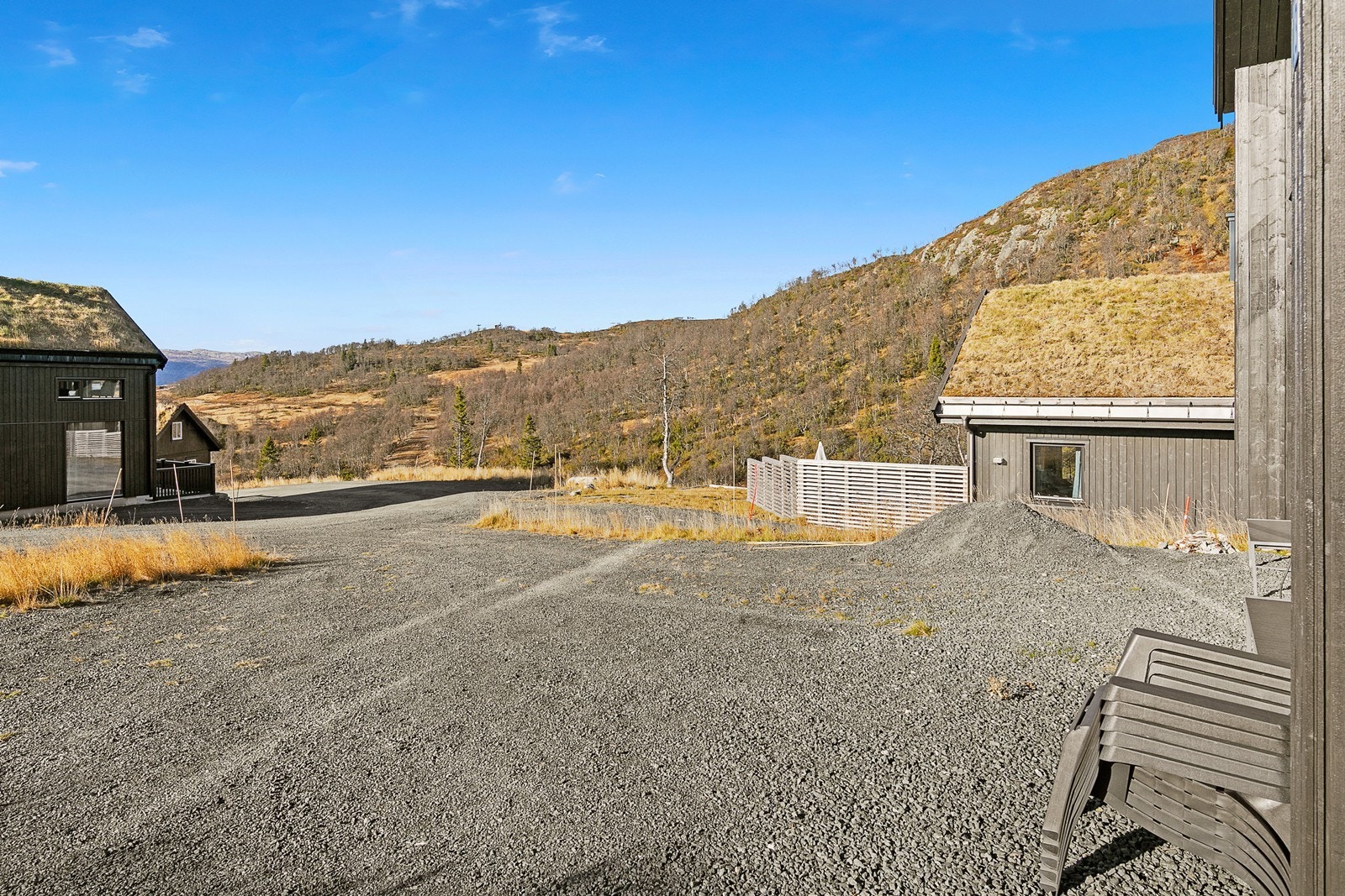 Fra fritidsboligen er du rett ved alpinbakken Galleribilde