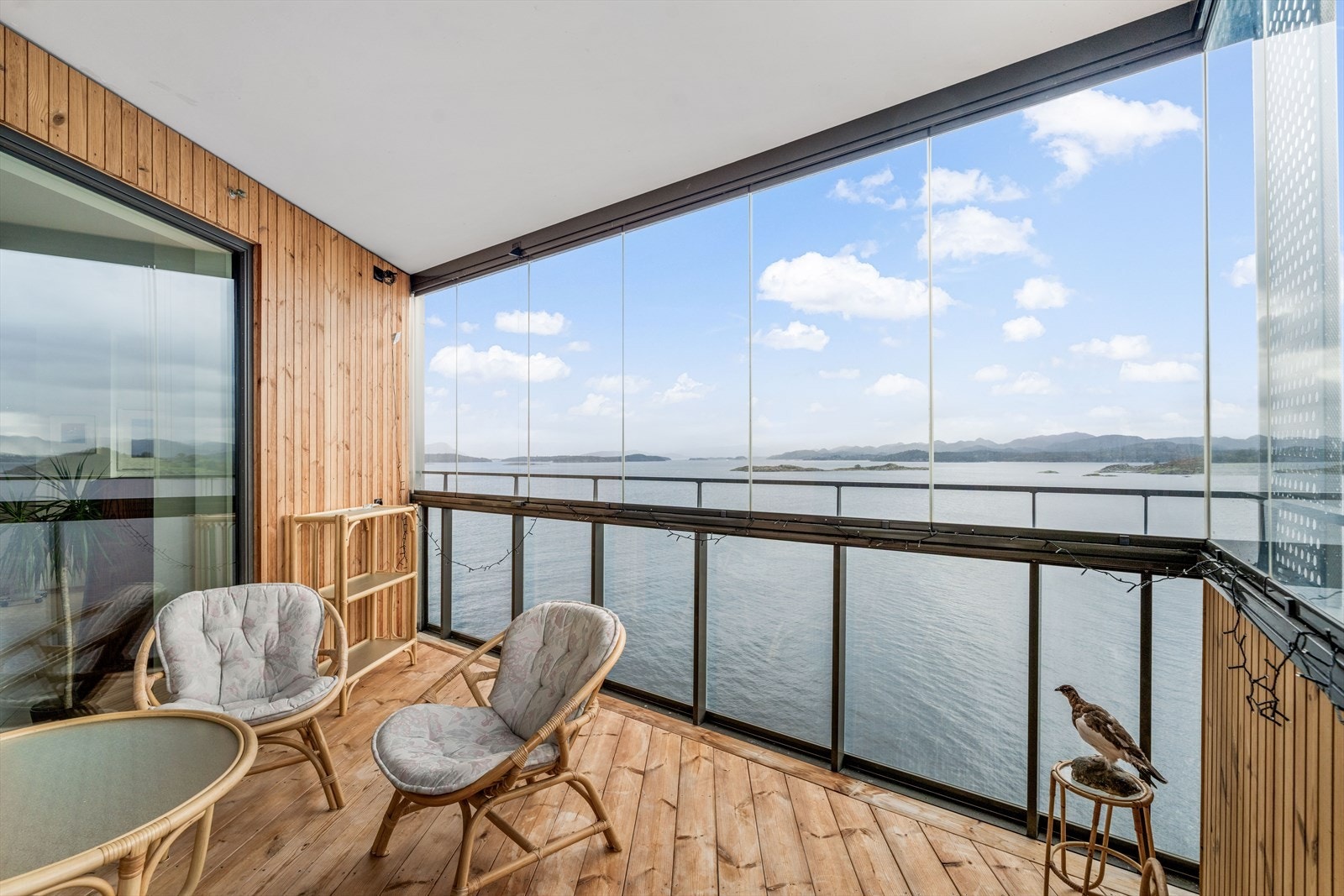 Nydelig utsikt fra balkong Galleribilde