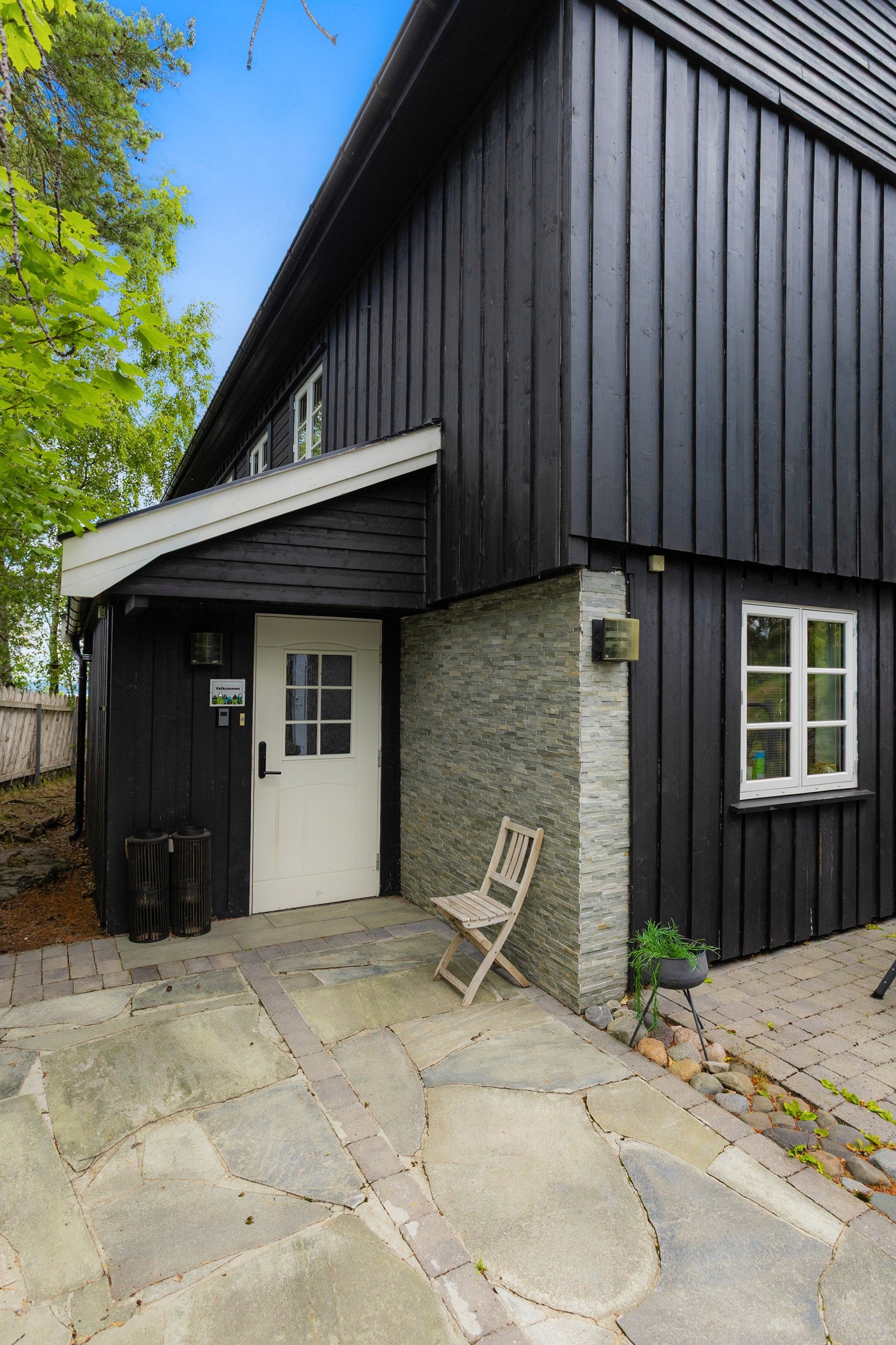 Inngangsparti med skifervegg Galleribilde